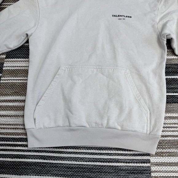 Talentless Hoodie Mens Medium Beige Pullover Graphic Kangaroo Pocket Since 1983 - Picture 3 of 13